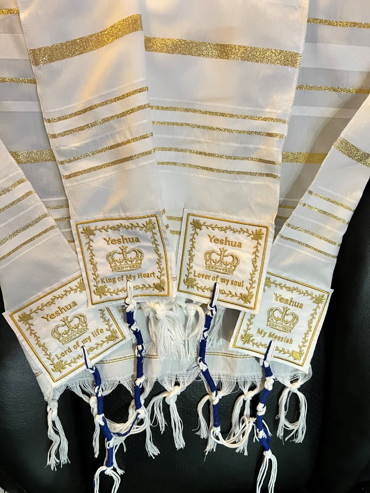 XTRA Large WHITE /GOLD Yeshua Messianic Tallit Prayer Shawl and Talit Zipper Bag 2