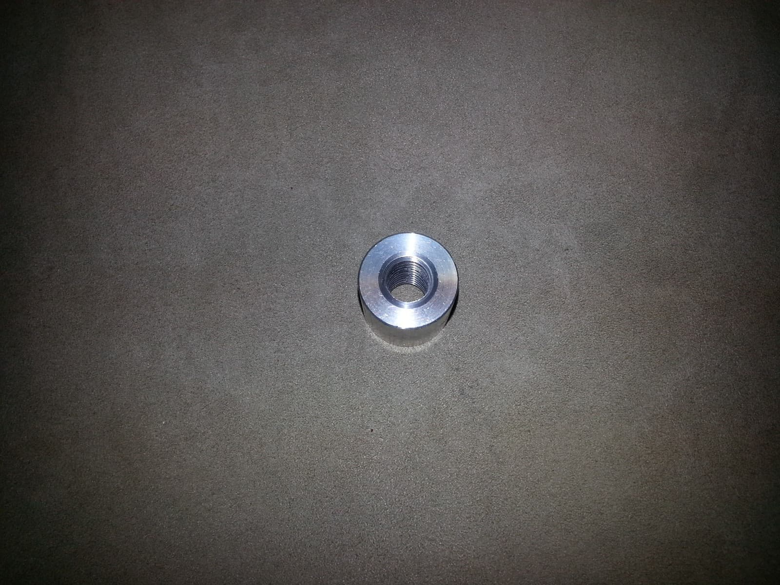 3/8-16 WELD Boss 3/4" DIA. X 5/8" LONG STAINLESS STEEL 4 PCS.MADE IN THE USA ! 5