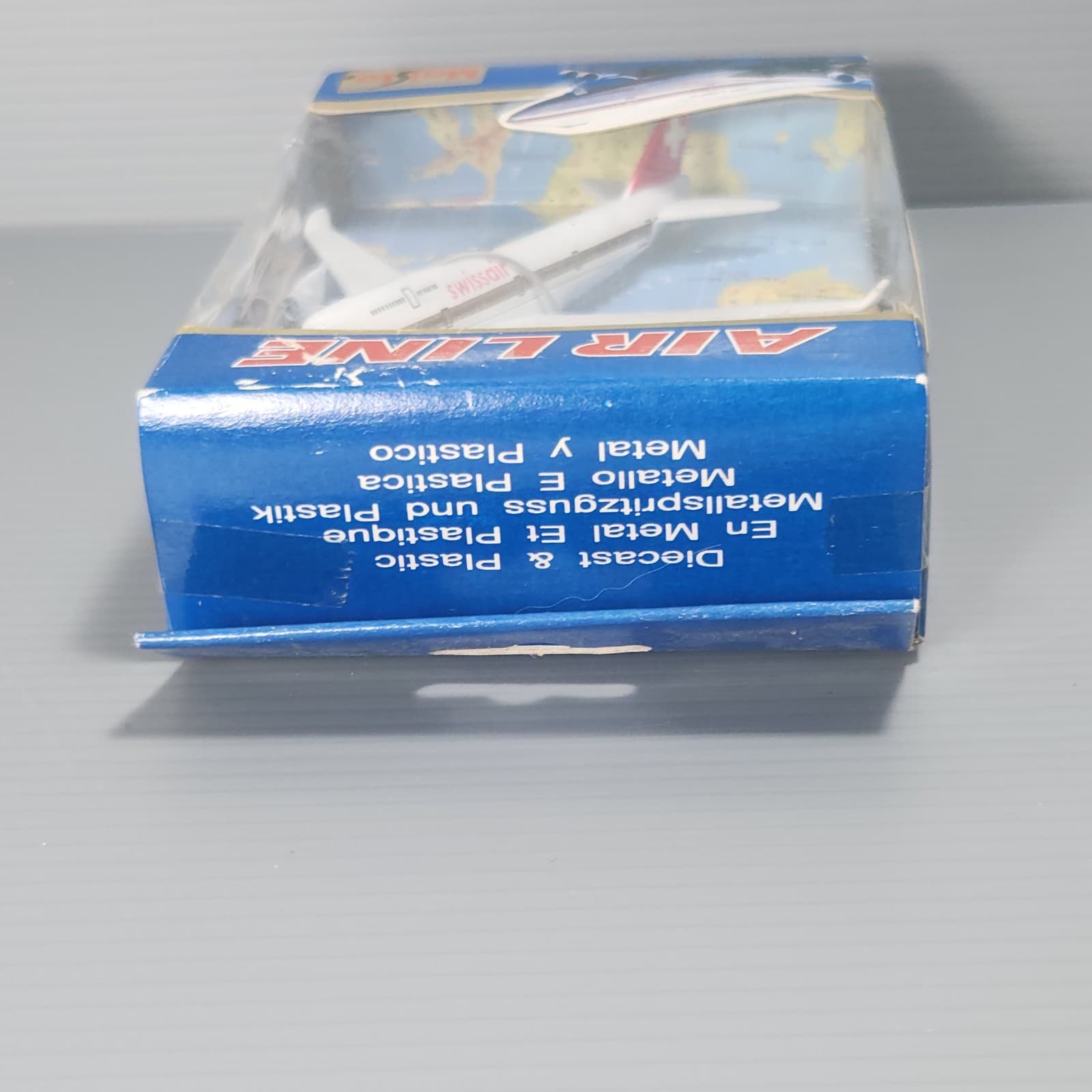 Swissair Airlines Passenger Jet Airliner Maisto Diecast Replica Box Damage 3