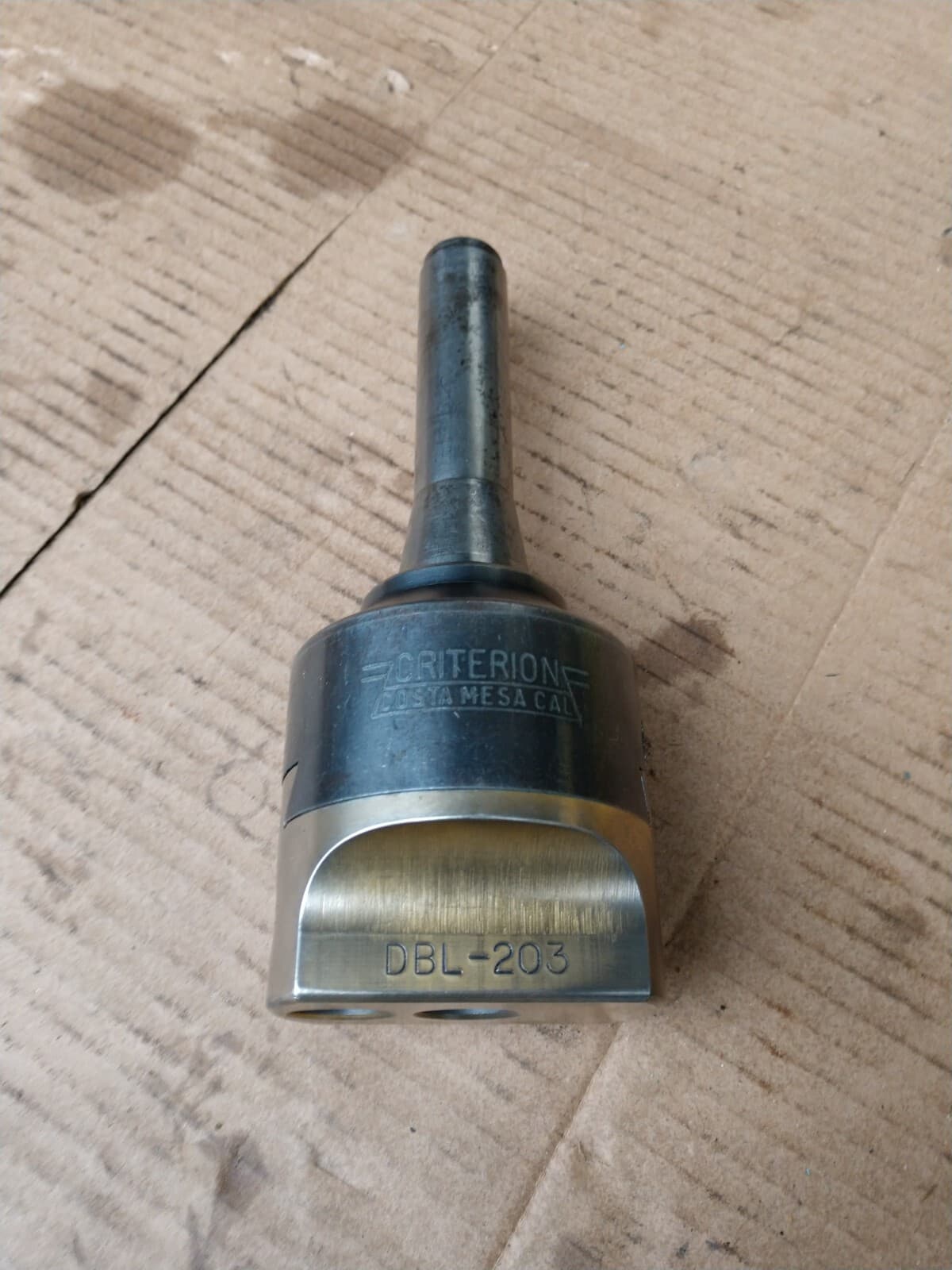 CRITERION DBL 203 BORING HEAD 3/4 " CAP W. R8 SHANK Bridgeport