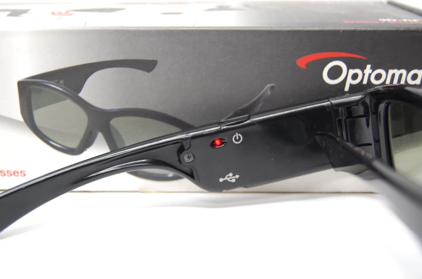 2 Optoma 3D-RF Glasses Rechargeable 1 Micro USB Cable VESA 3D Sync Tested 4