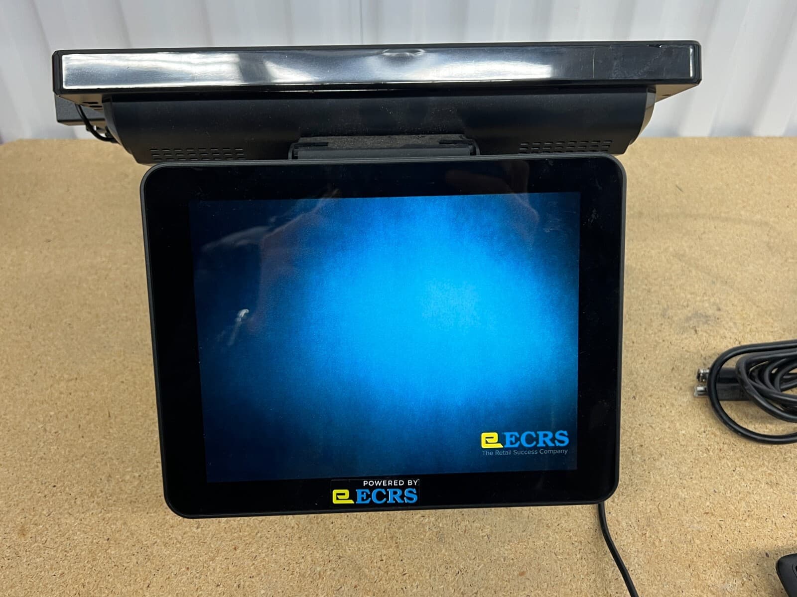 ECRS Freedom Panel, Touchscreen POS ,Biometric Scanning & Powered USB 4