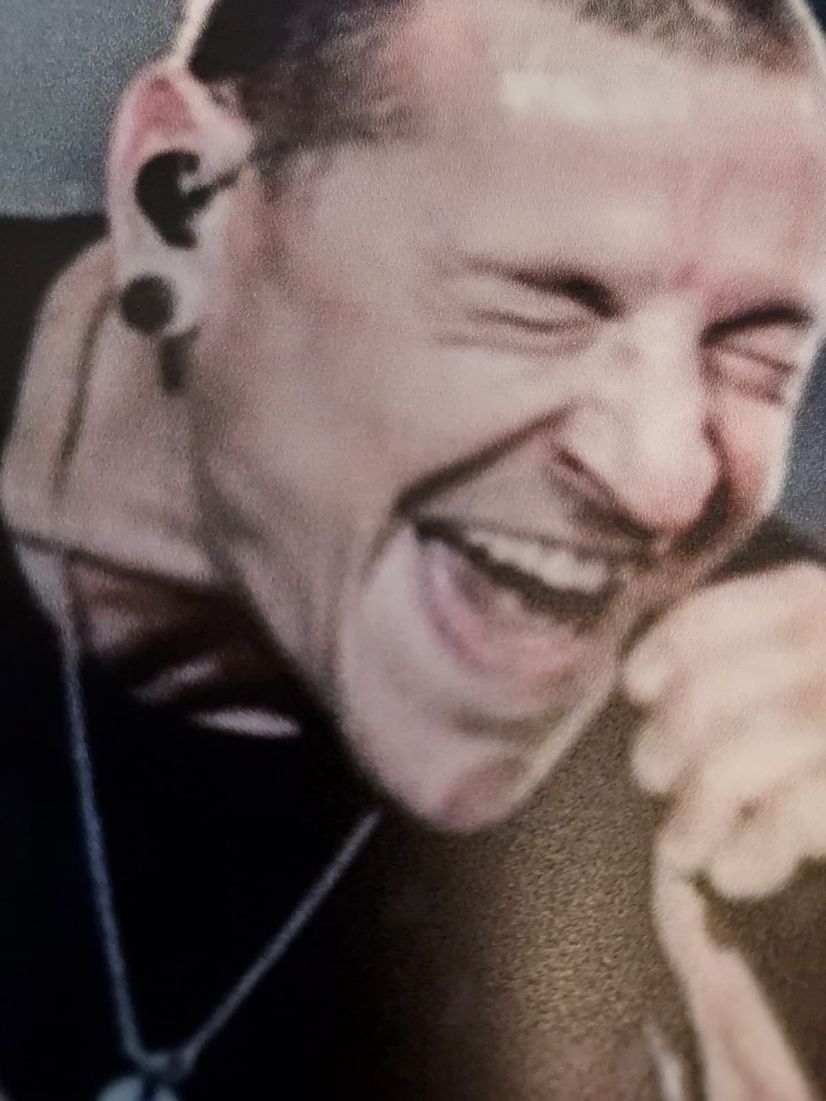 Linkin Park Chester Bennington Photo Tin Brand New!! 3