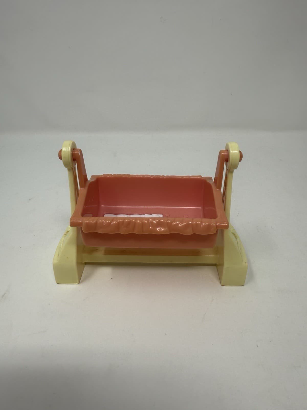 Fisher-Price Loving Family Bedtime Baby Girl Crib Dresser Changing Table 2003 2