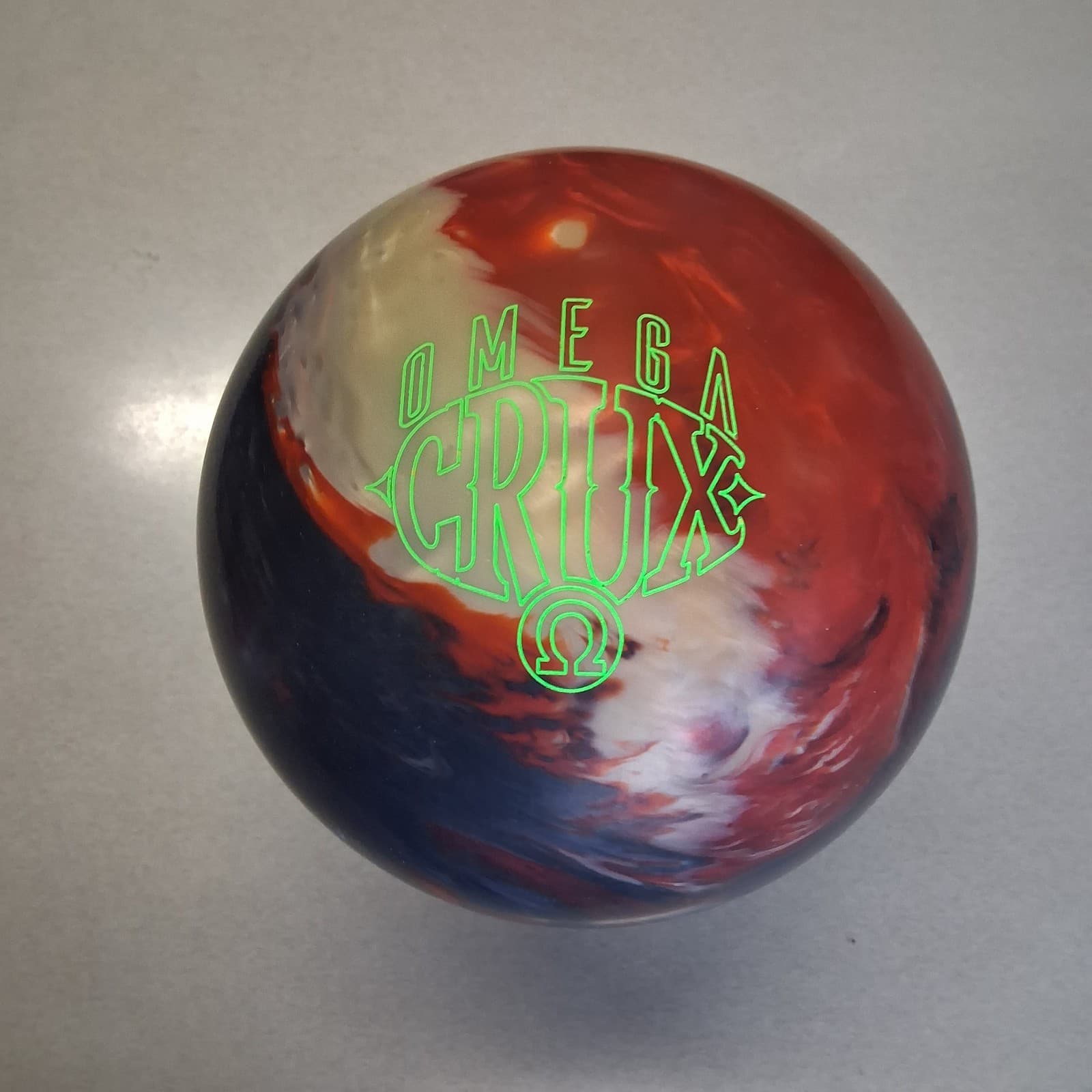 Storm Omega Crux  bowling ball 15 LB. 1ST QUALITY NEW UNDRILLED IN BOX!!  #069