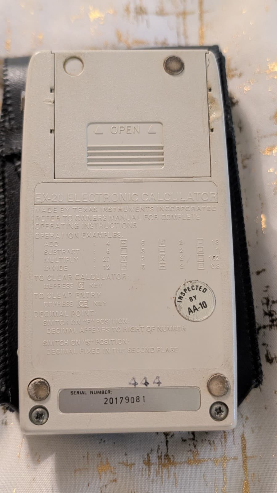 Texas Instruments TI Exactra 20 LED Calculator Tested Works W/case VTG 2