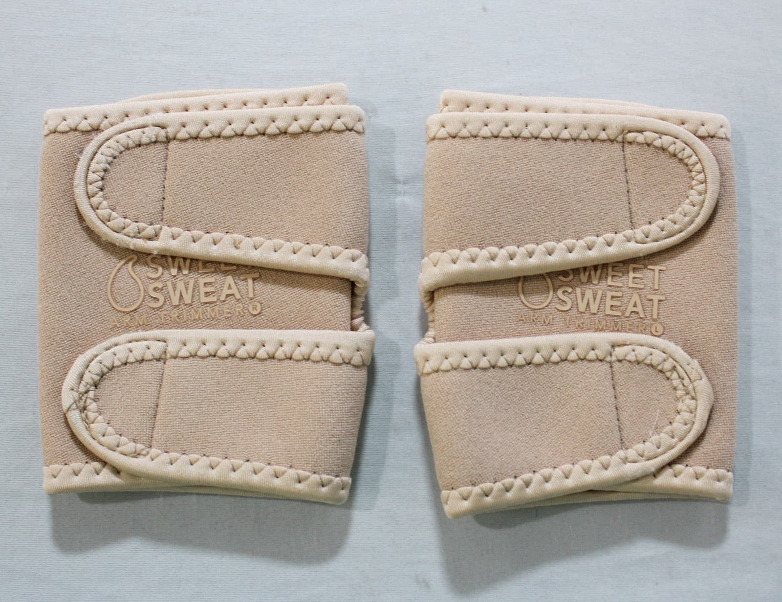 Sweet Sweat Unisex Adult's 2-Pack Compression Arm Trimmers CA4 Stone Large NWT 3