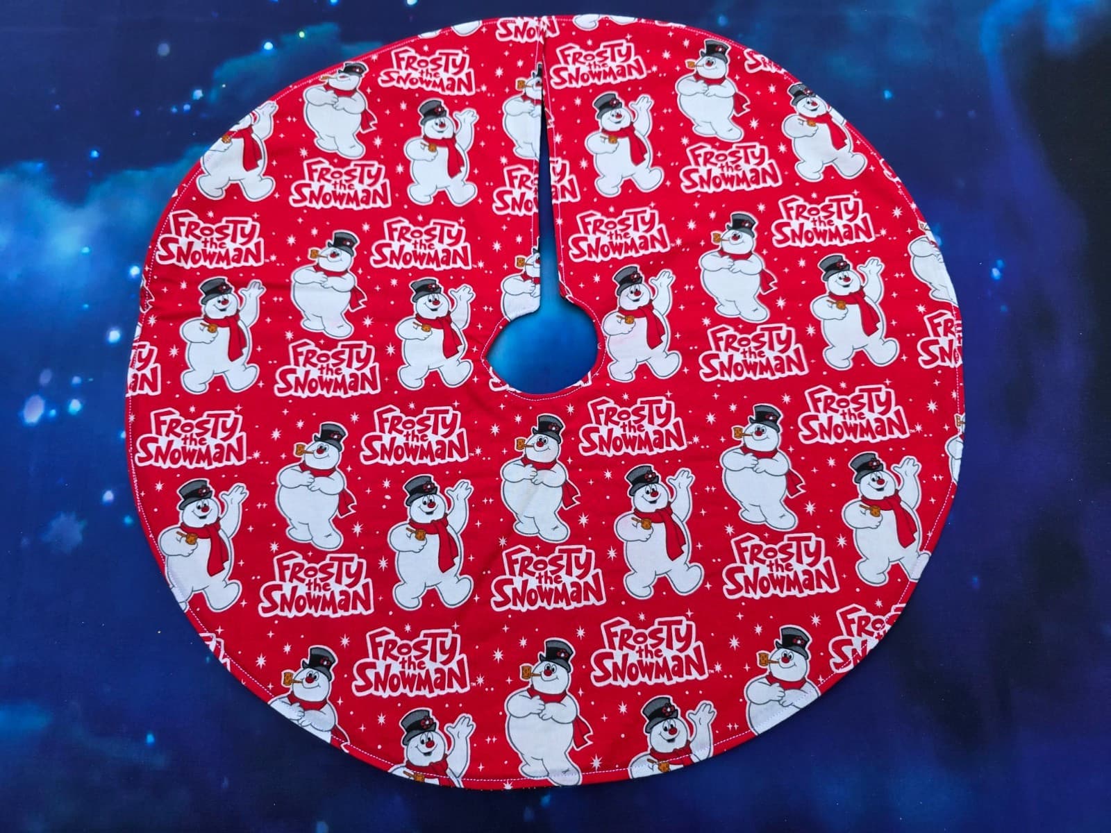 Handmade Mini 19" Christmas tree skirt  red snowflakes Frosty the Snowman