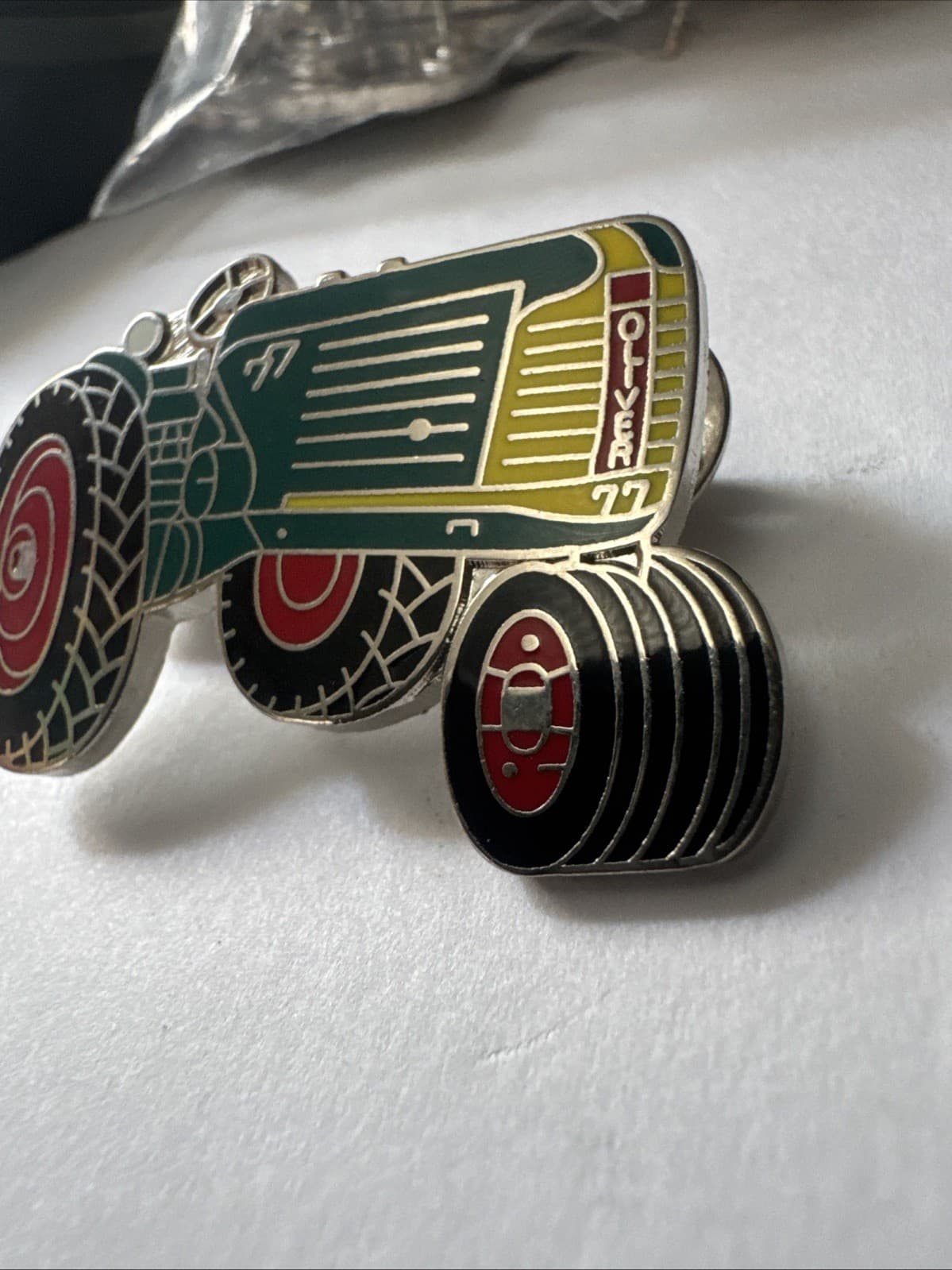 Oliver 77 Farm Tractor Hat Lapel Pin Great  Color Collectible Fast Free Shipping 2