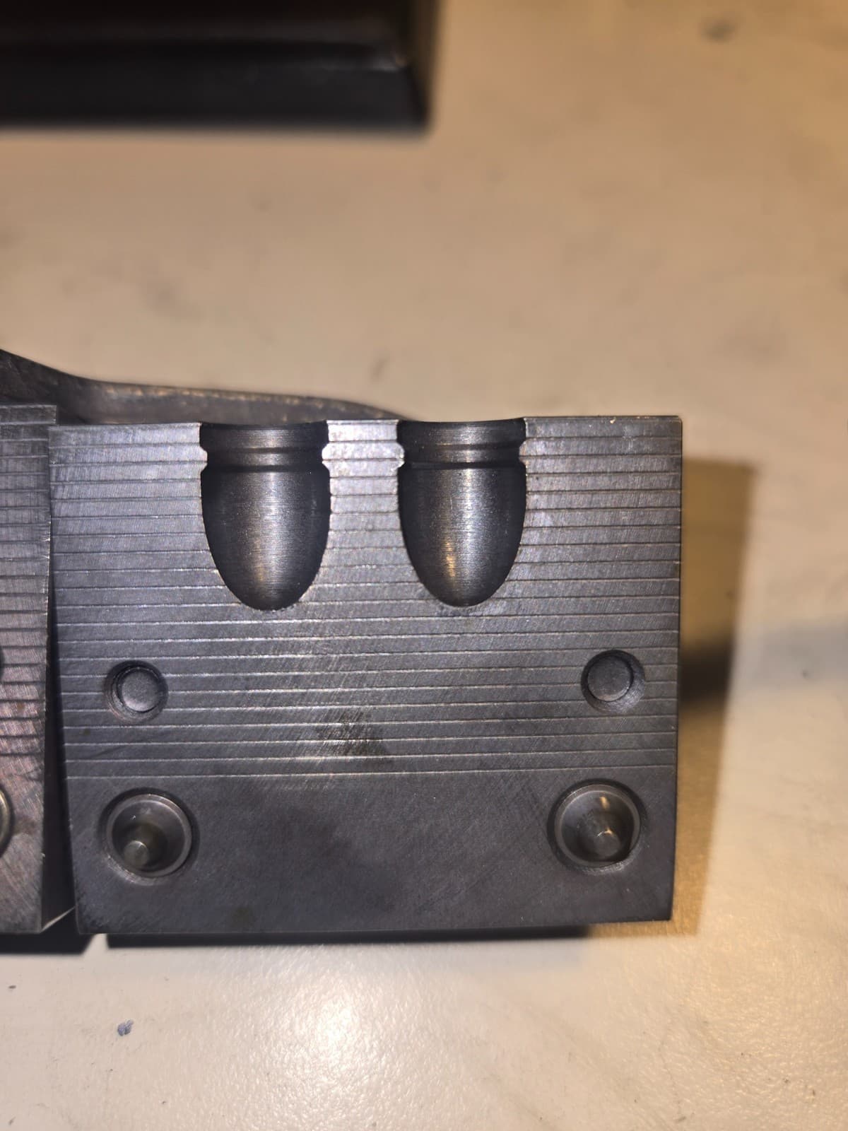 Magma Engineering 2 cavity bullet casting mold 9mm 115 RN BB 2