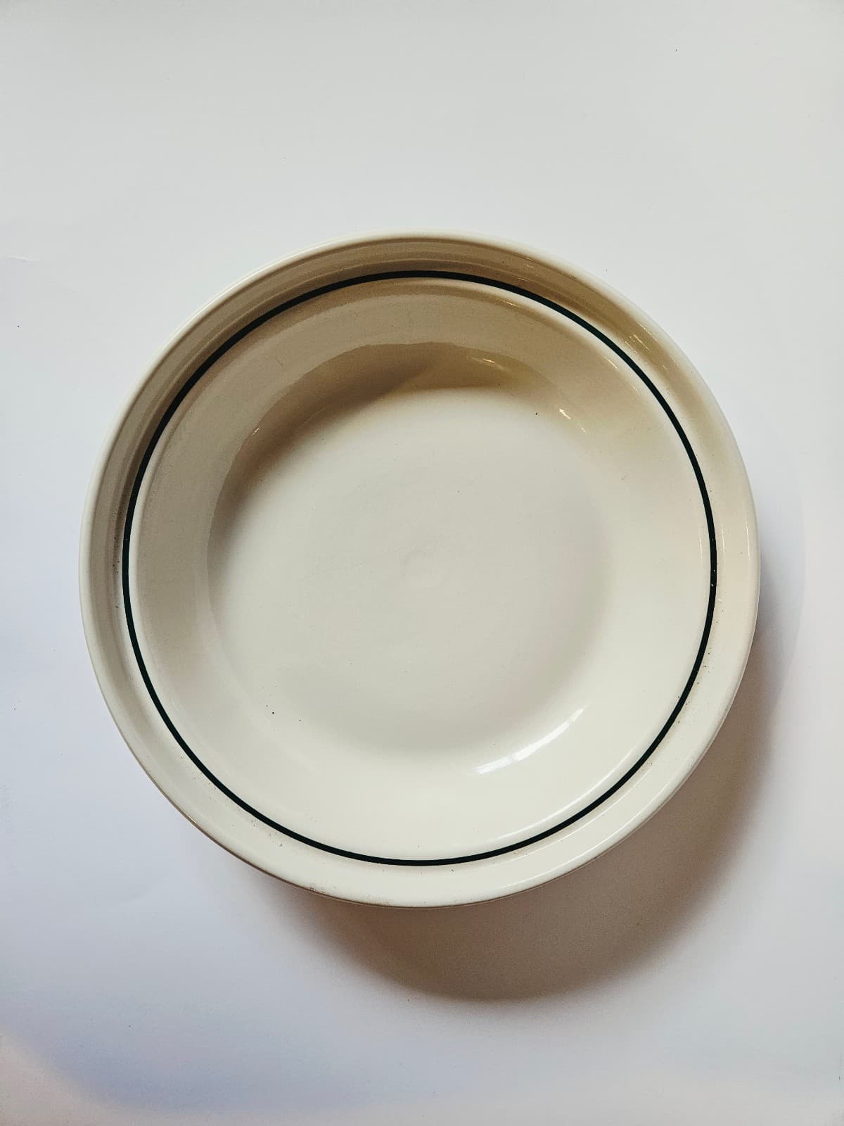 Longaberger Pottery Woven Traditions Christmas Holly Berry 10"  Pie Plate White 4