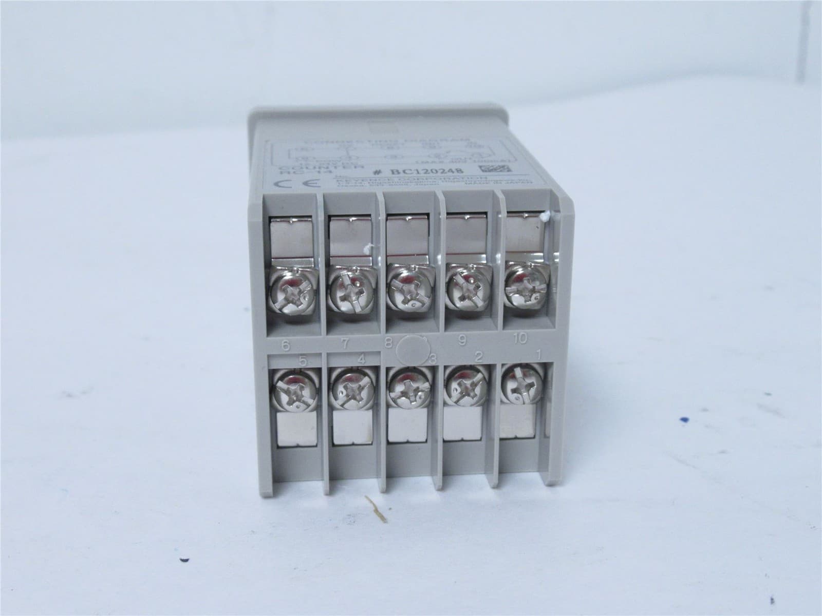 237965 New-No Box; KEYENCE RC-14 Electric Preset Counter; 12-24VDC; 100mA 6