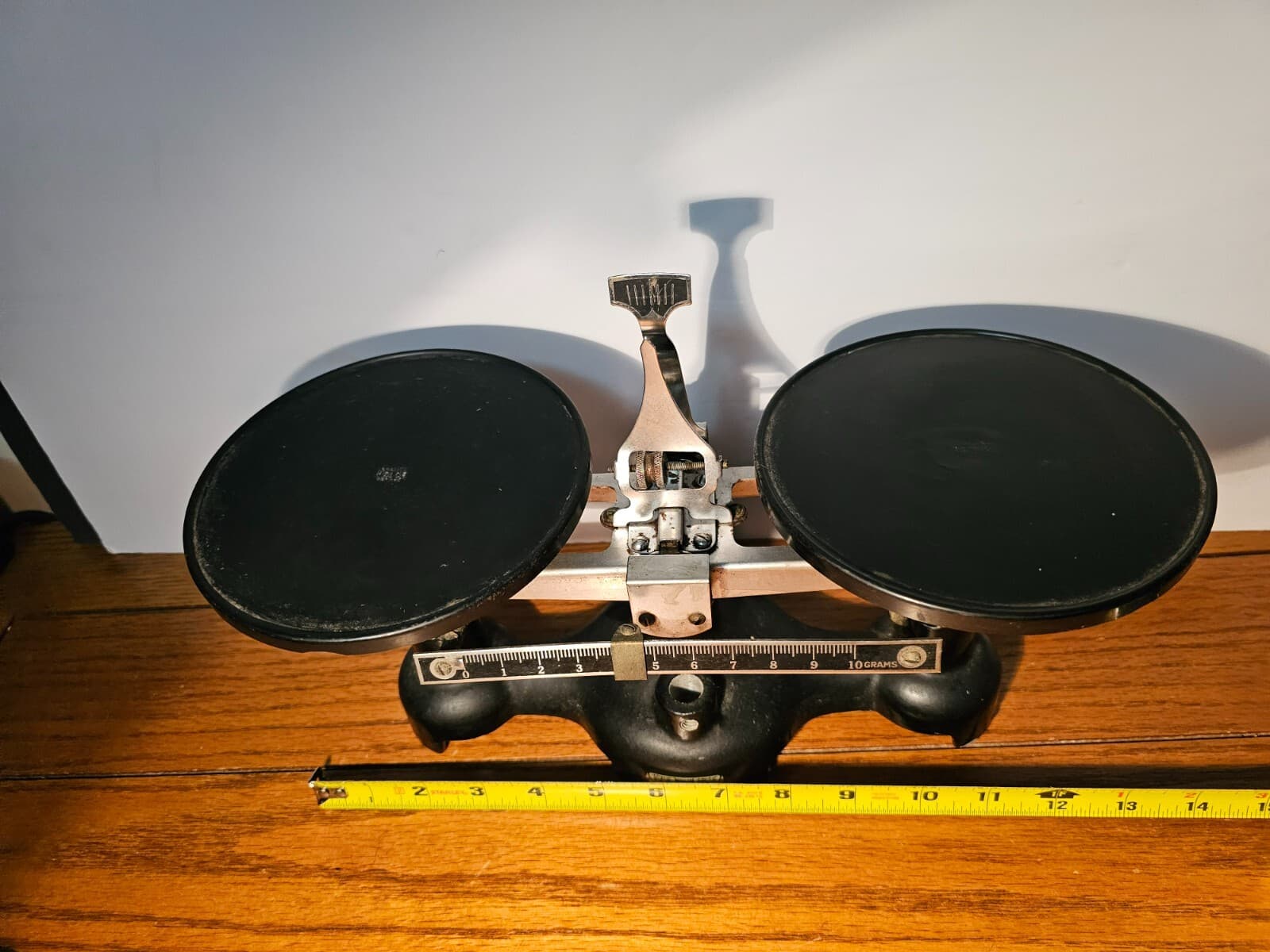 VINTAGE WELCH BALANCE SCALE 10 GRAMS WORKING 2