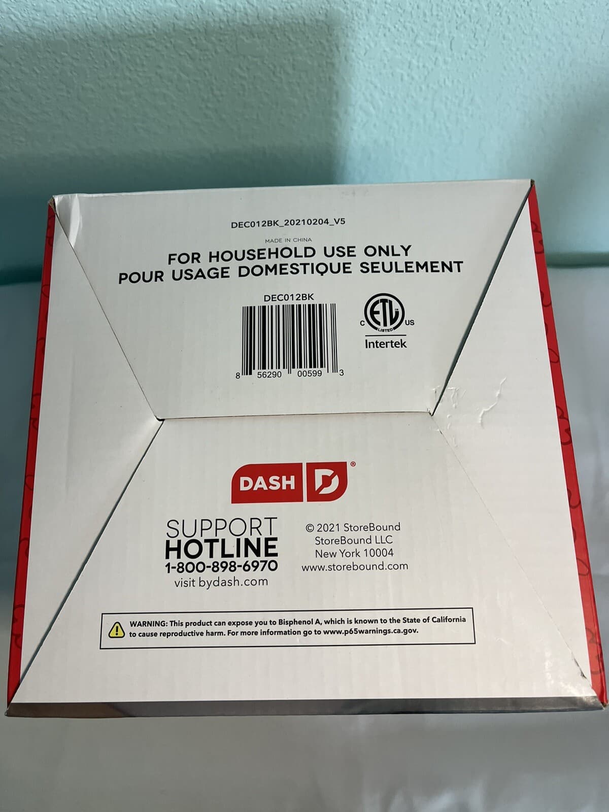 DASH Deluxe Rapid Egg Cooker for Hard Boiled, Poached, Scrambled Eggs, Omelets 4