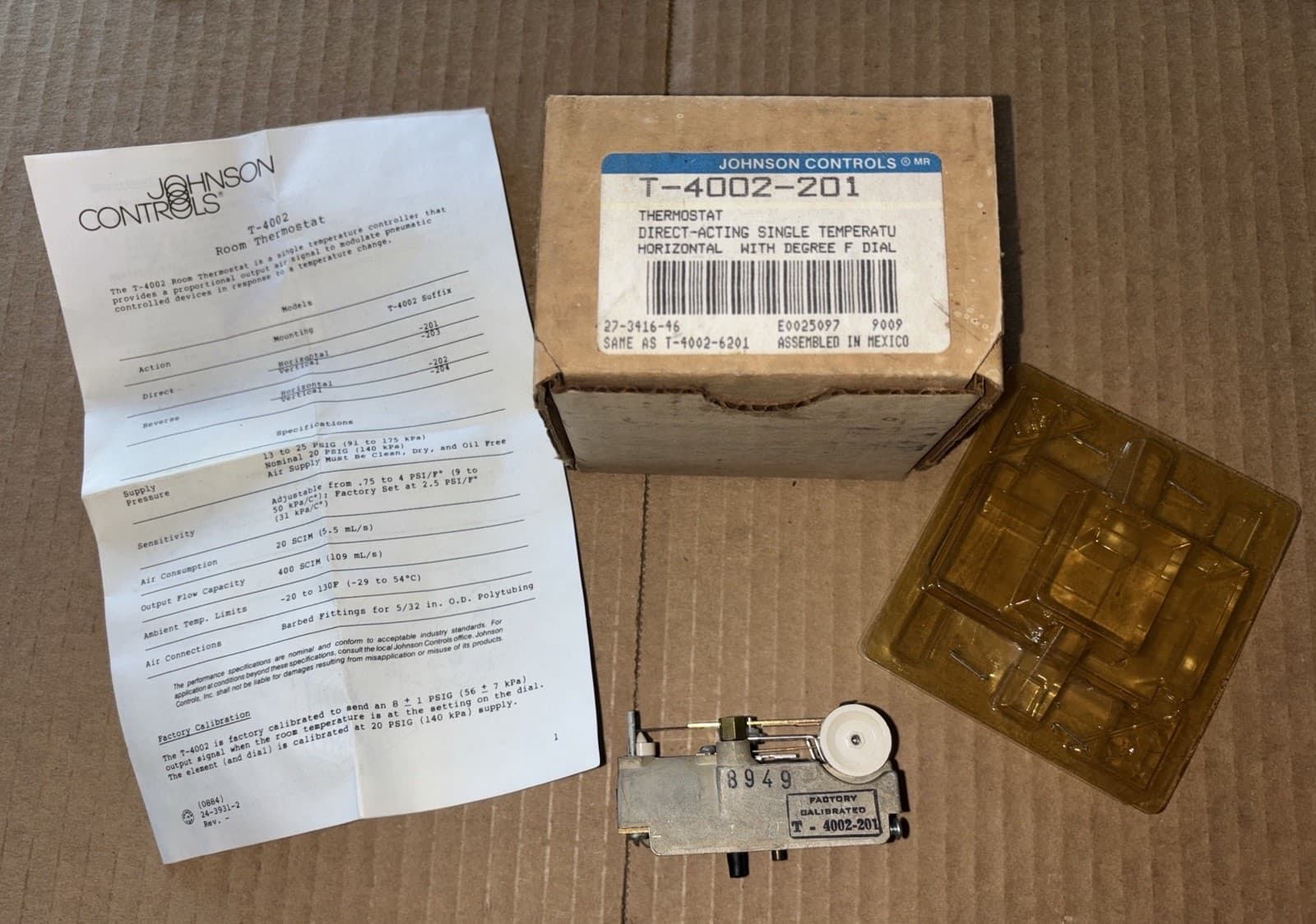 Johnson Controls T-4002-201 Pneumatic Thermostat, Single Temperature, Heating