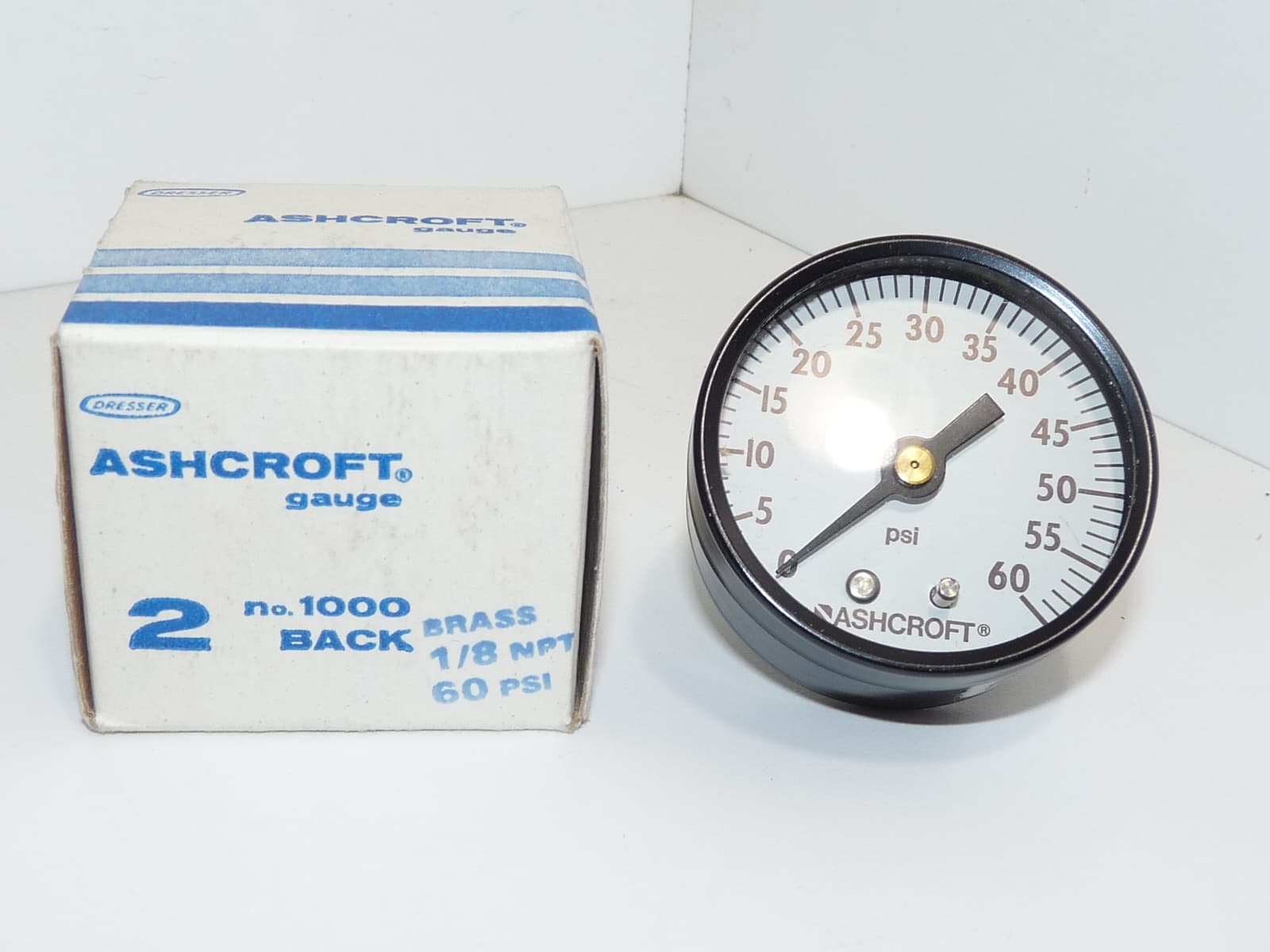 Ashcroft 1000 Series 60 PSI Pressure Gauge 2 in Dial 1/8 MPT Back USA