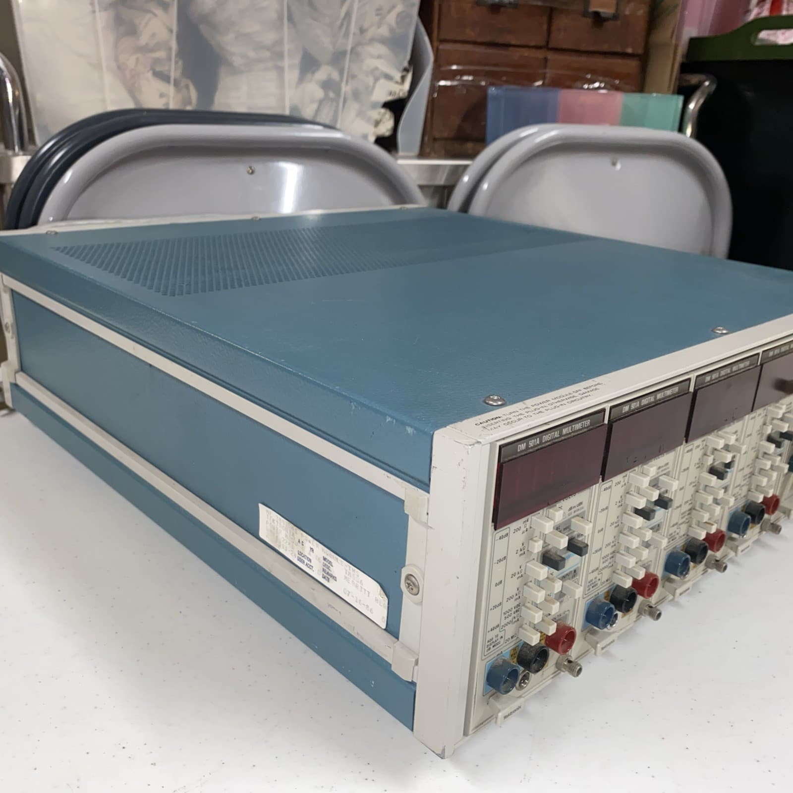 Tektronix TM506  Dual  Power  Supply 3