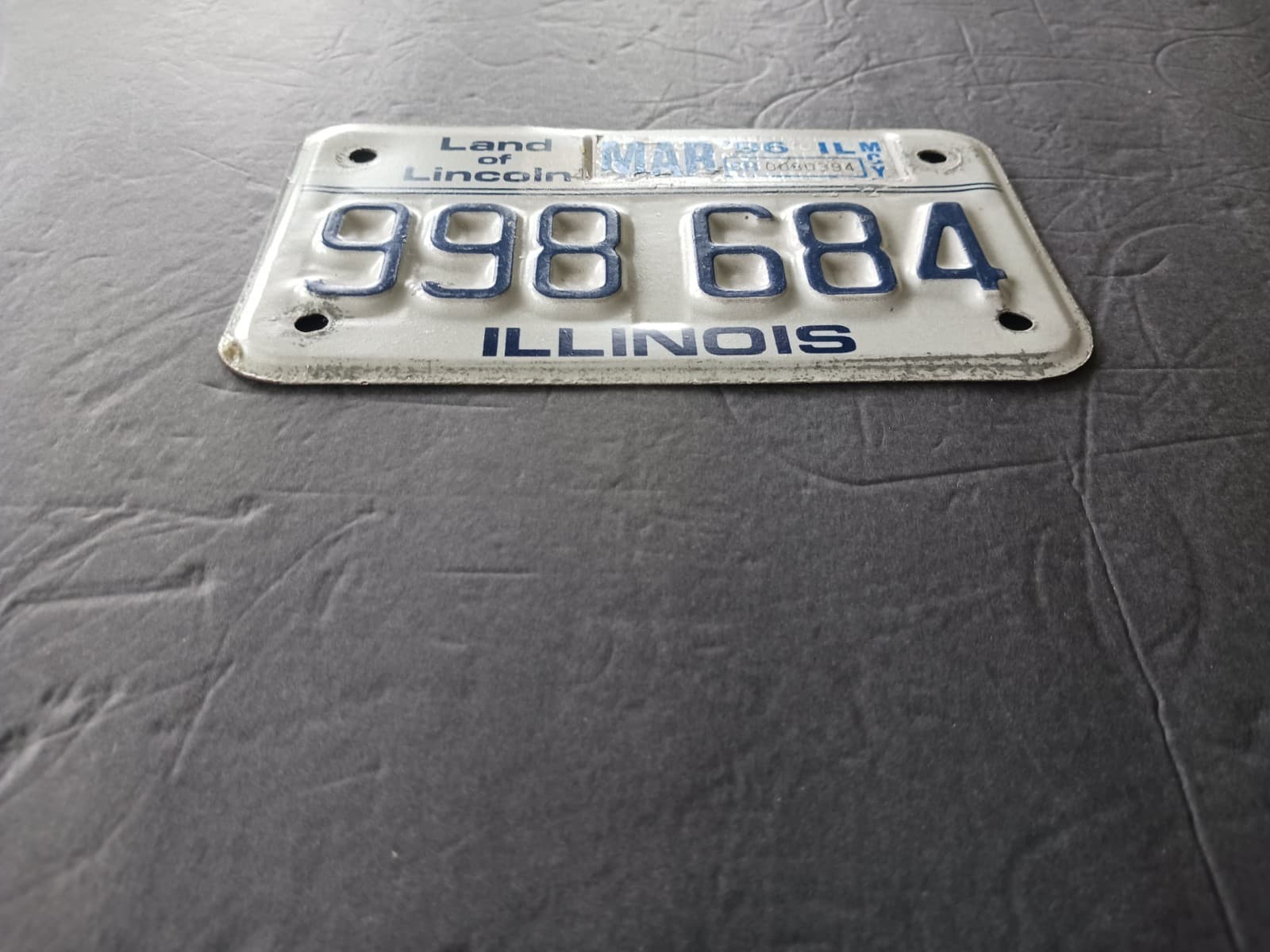1996 Illinois License Plate Motorcycle 998 684 Land of Lincoln  2