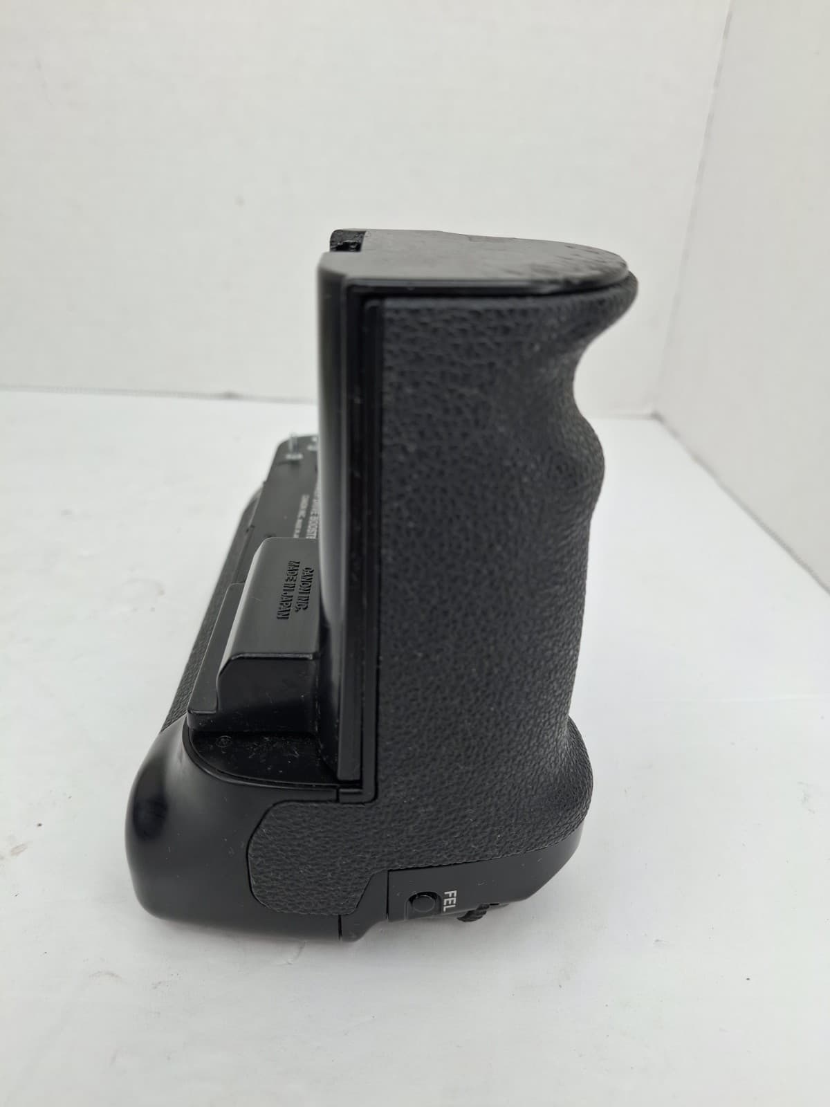 Canon PB-E2 Power Drive Booster for EOS-1 1V 1N  3