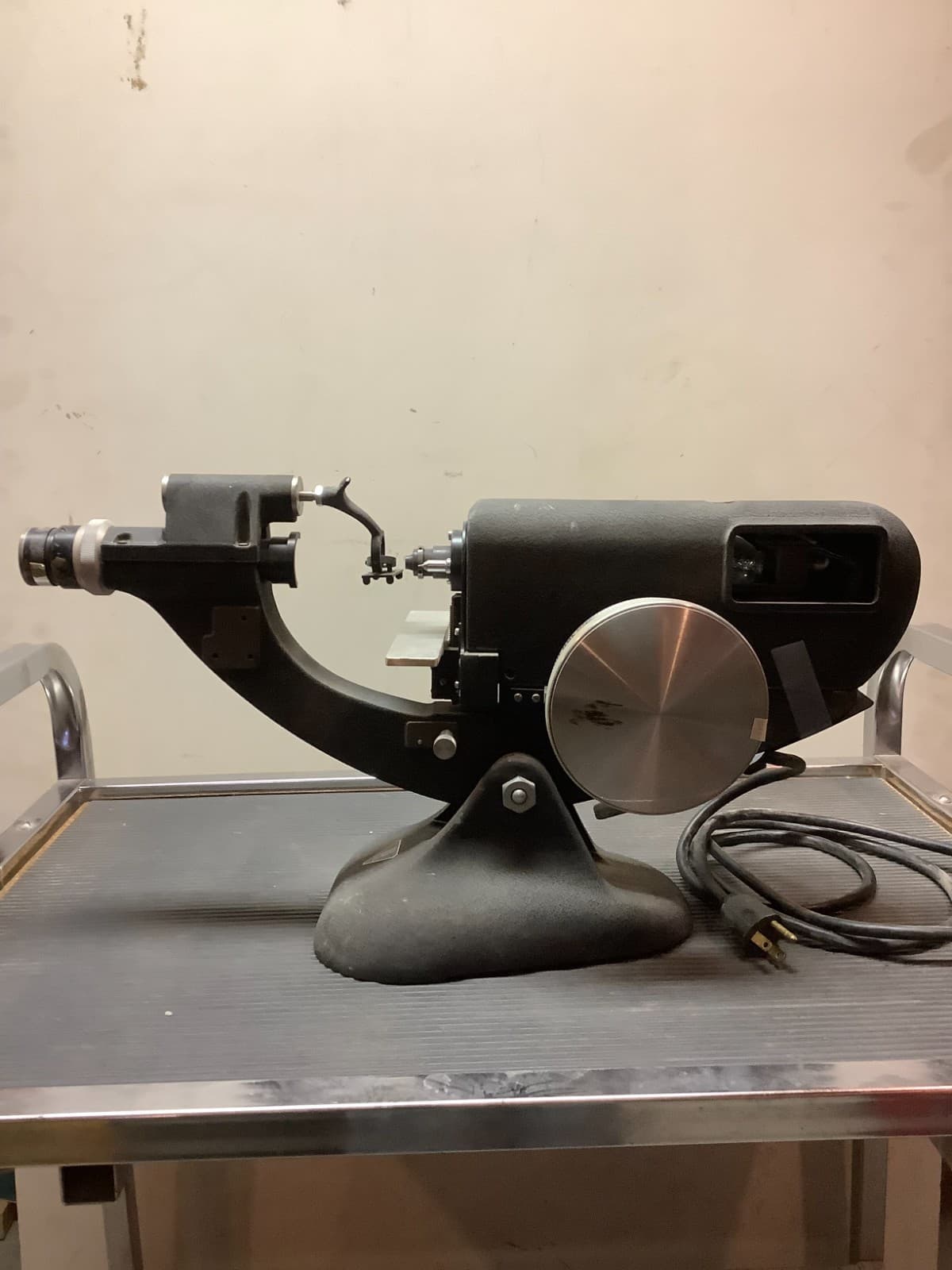 Bausch and Lomb Lensometer 2