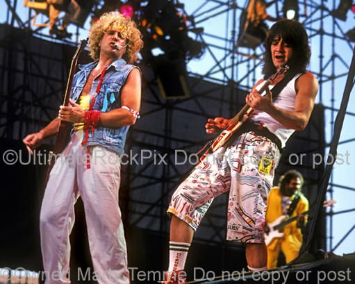 SAMMY HAGAR PHOTO EDDIE VAN HALEN 8x10 Concert Photo in 1986 by Marty Temme