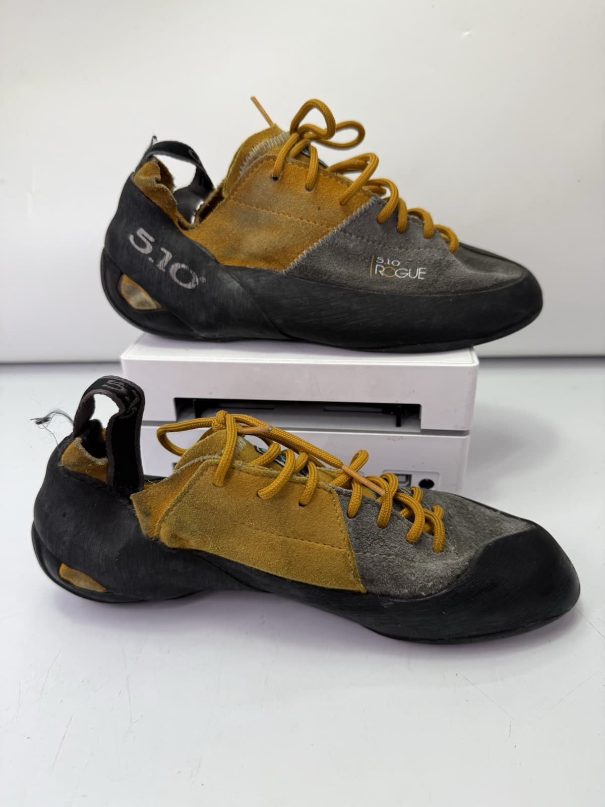 Rogue Five Ten 5.10 Lace Climbing Shoes Beige Women’s 9 2