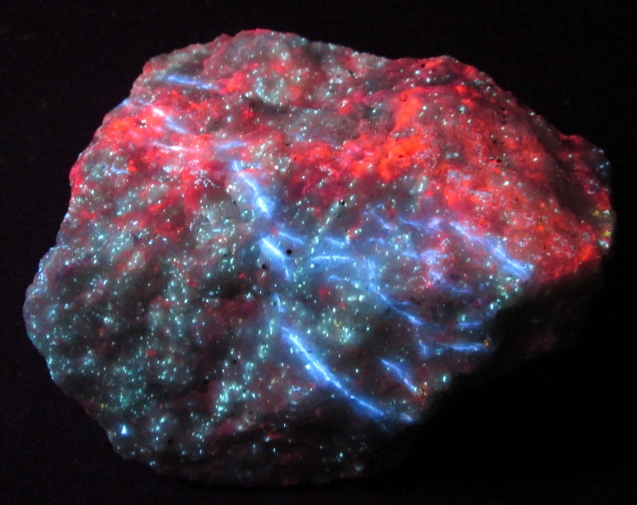 Aragonite "Lightning Bolts" Star Constellations Fluorescent Mineral Long Lake CA 3