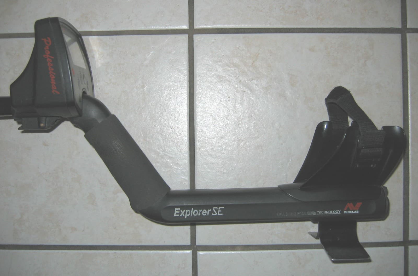 Minelab Explorer SE Professional Metal Detector, SE Pro 3