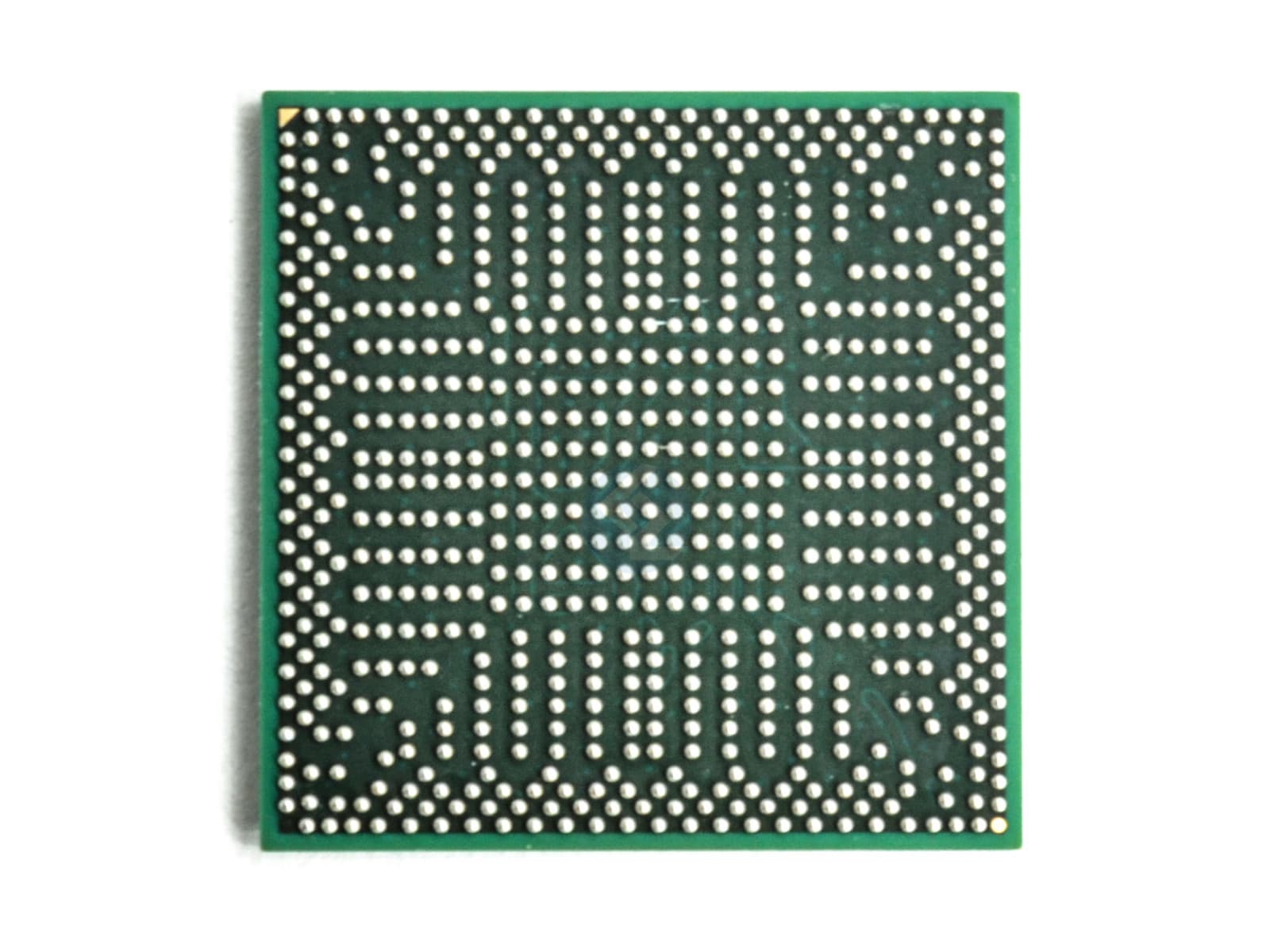 1 PCS NEW Intel SR17D DH82HM87 BGA Chip Chipset With Solder Balls 2
