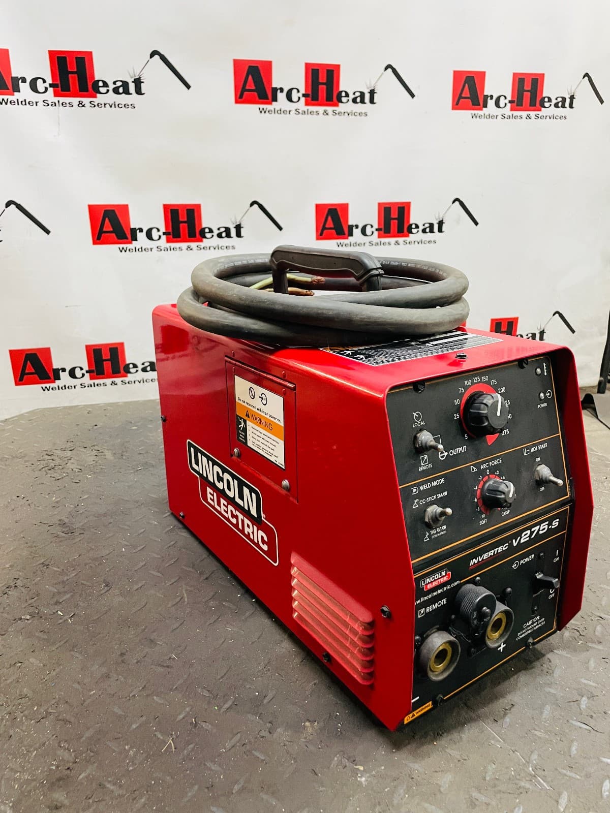 Lincoln Electric Invertec V275-S Welder 4