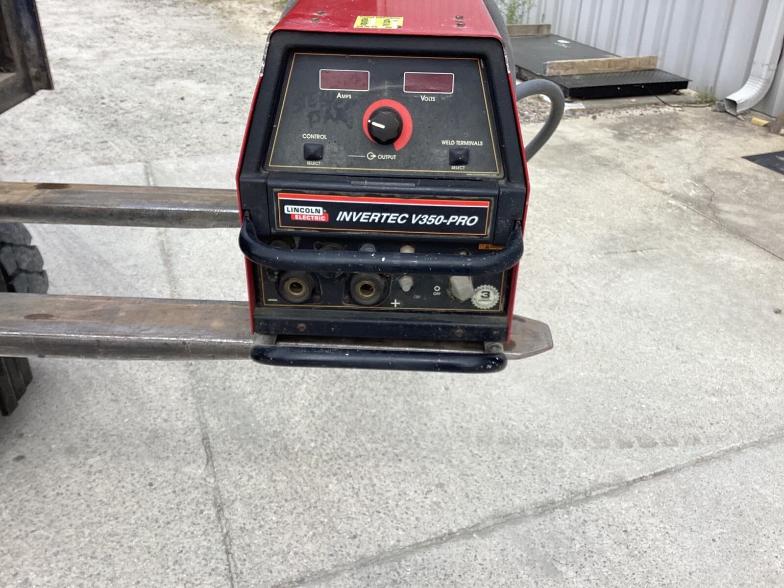 Lincoln Electric Invertec V350-pro Welder