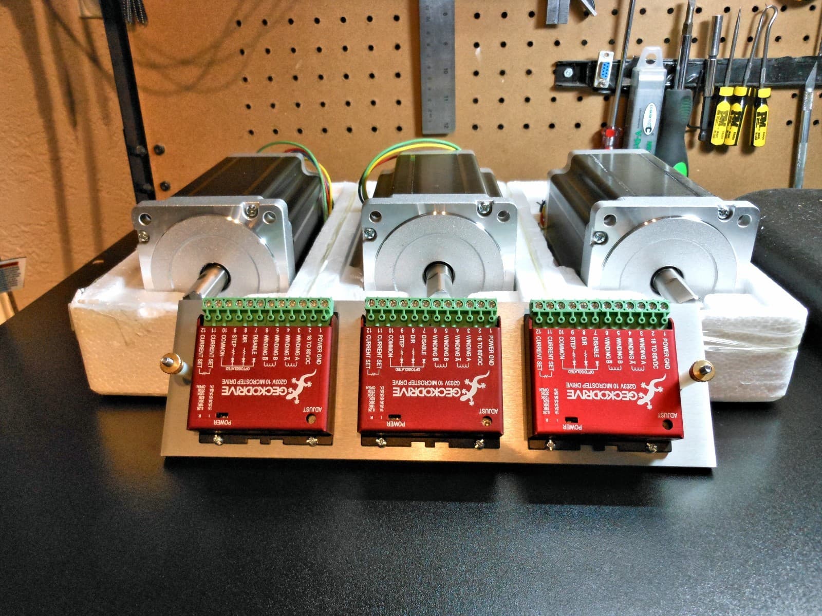 Gecko G203v VAMPIRE Drives 3 & 3 Nema 34 1700oz 5a Steppers (Pro-Grade System)