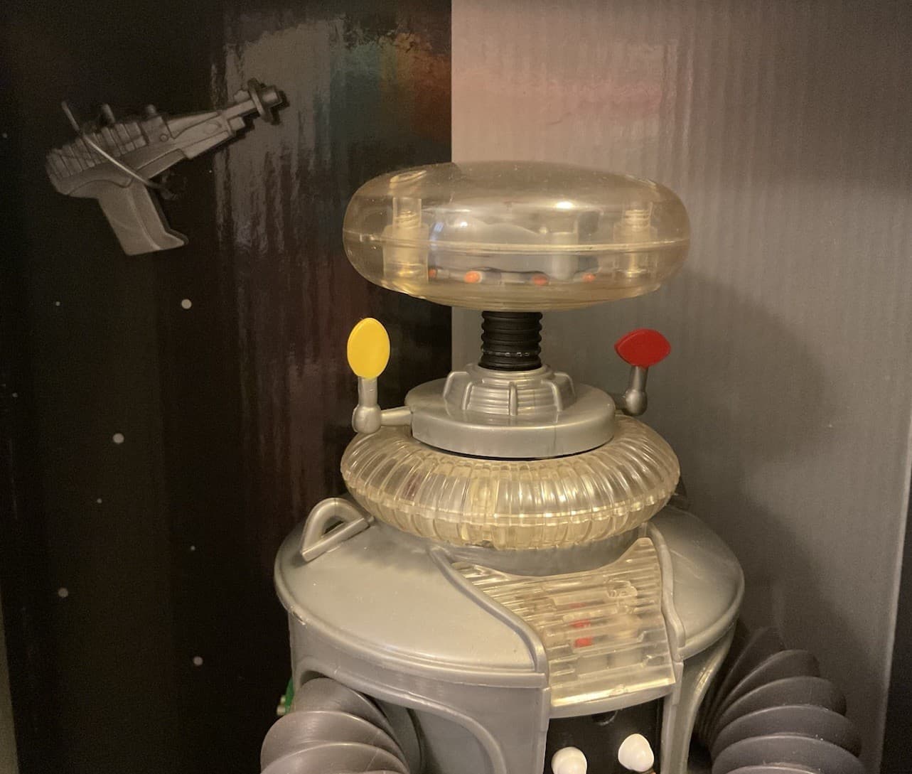 RARE LOST IN SPACE ROBOT B9 BY TRENDMASTERS 1997 TESTED & WORKING NEW IN BOX 2