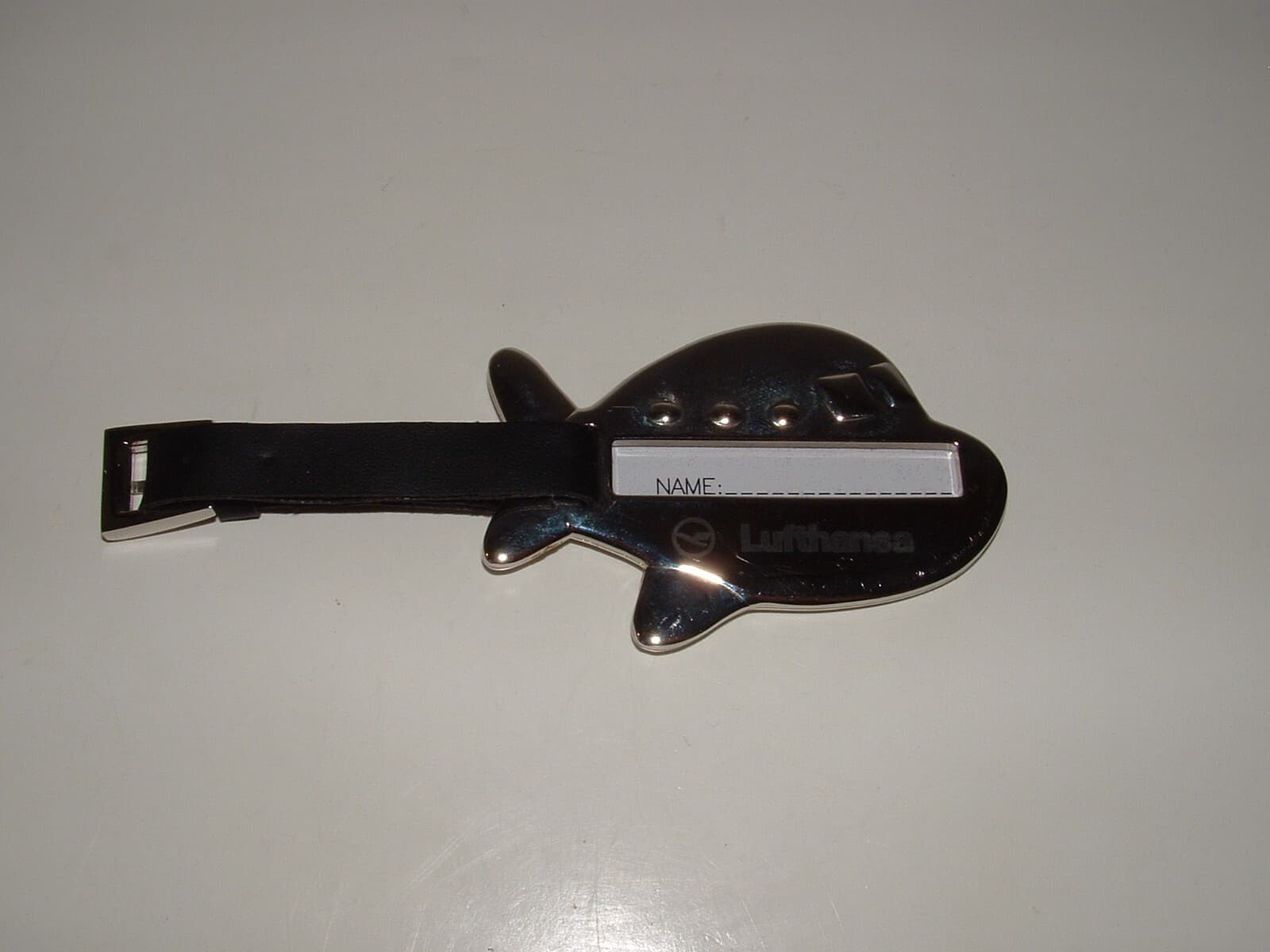 Lufthansa Airlines Airplane Shape Luggage Tag, Silver-tone, pre-owned (Unused) 3