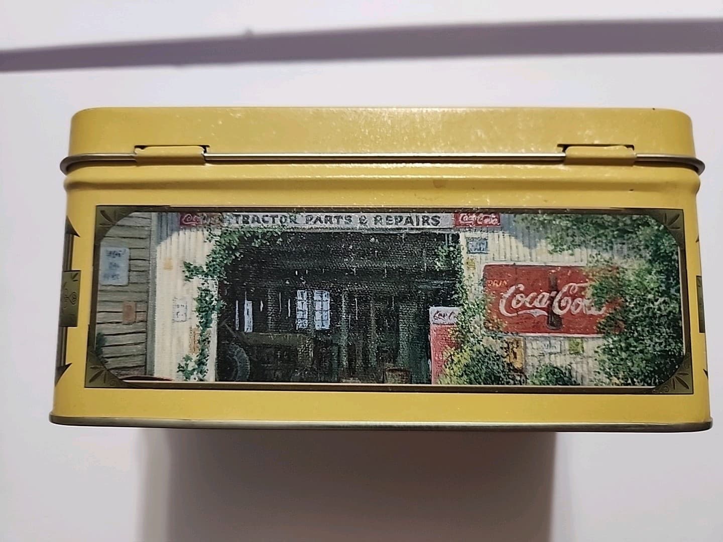 Vtg 2001 Coca-Cola Tin Trinket Box Collectible With Flip Open Hinged Lid 4