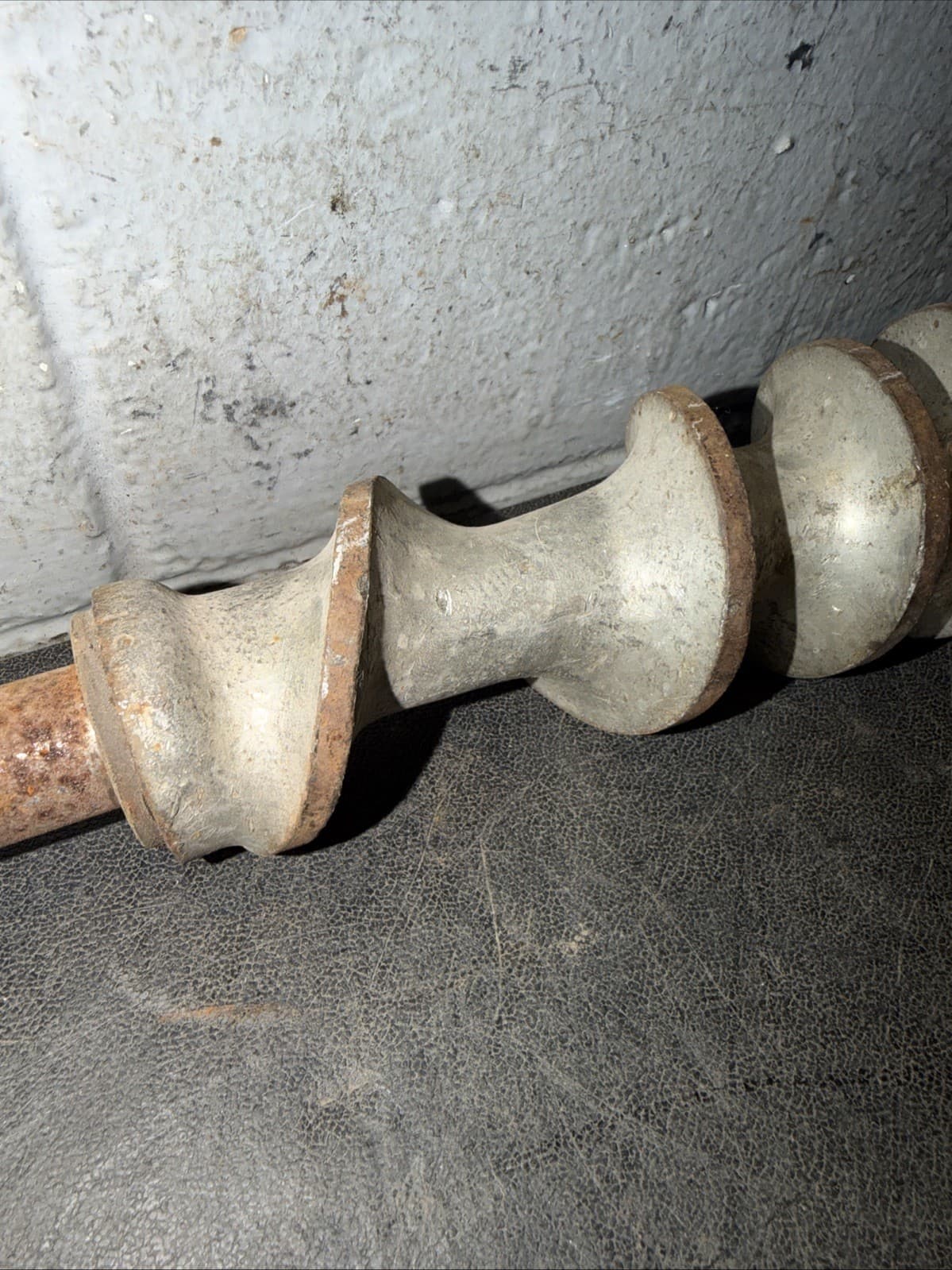 #22 Meat Grinder Attachment (AUGER ONLY) (CHIPPED, SEE PHOTOS) 3