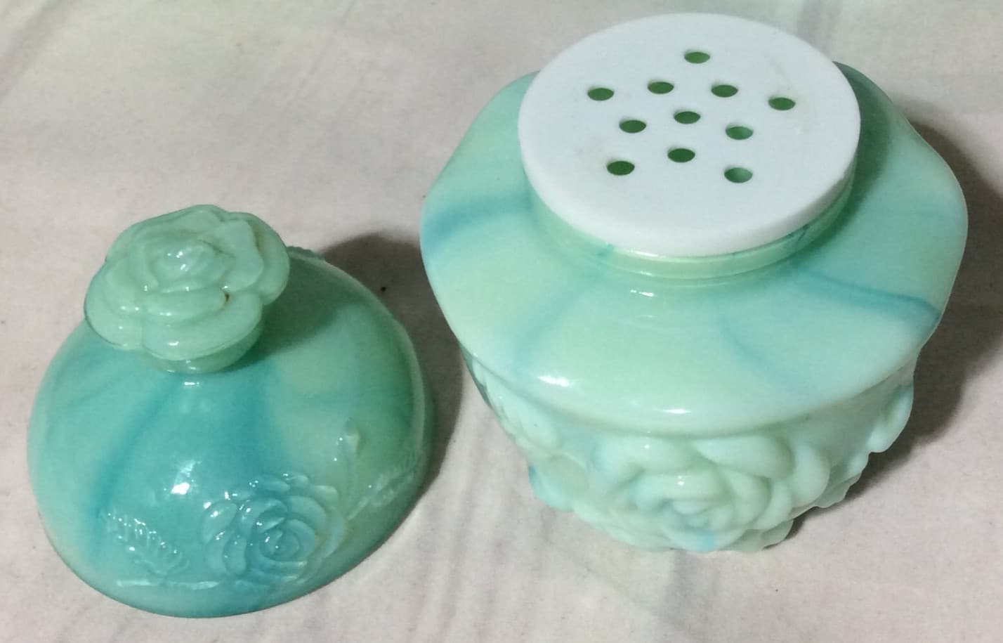 🌹 1970s AVON VANITY SET Jadeite Teal with Bowl Soap Dish & Powder Sachet Jar 🌹 2