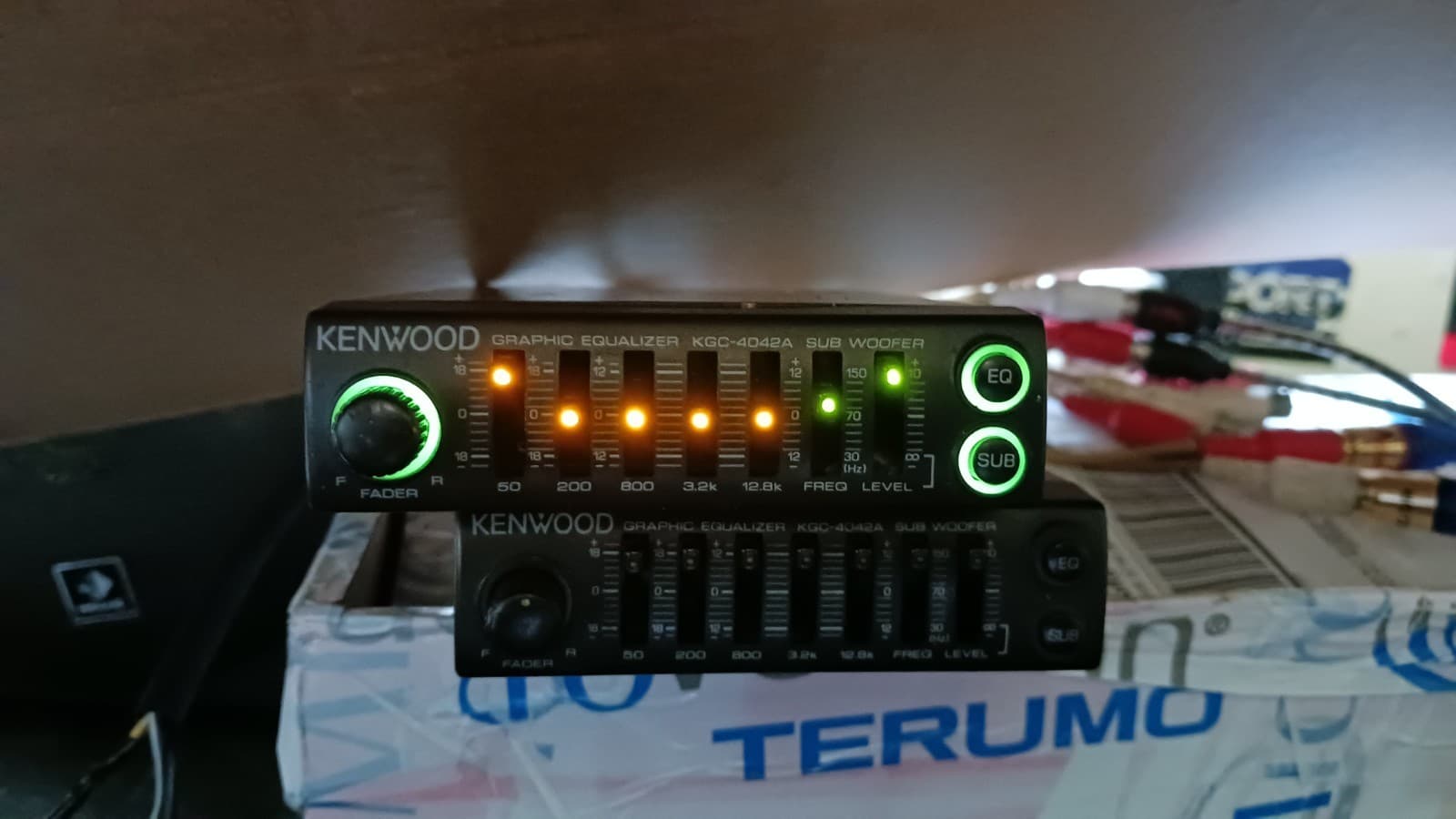 USED OLD SCHOOL KENWOOD KGC-4042A 5 BAND EQ WITH SUB OUTPUT WORKS PERFECTLY 2