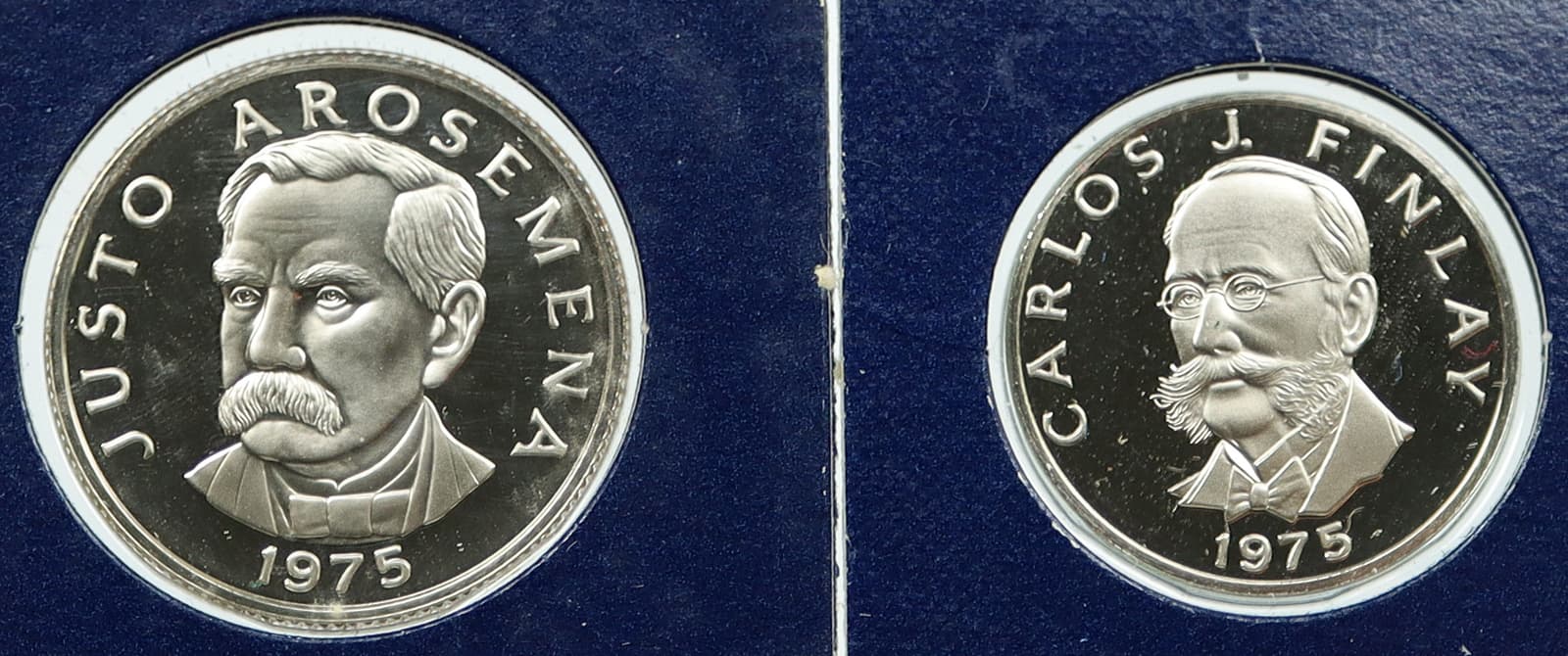 1975 PANAMA Vintage 25 & 5 Centimos Proof Lot of 2 Coins Sealed GIFT i116459 2