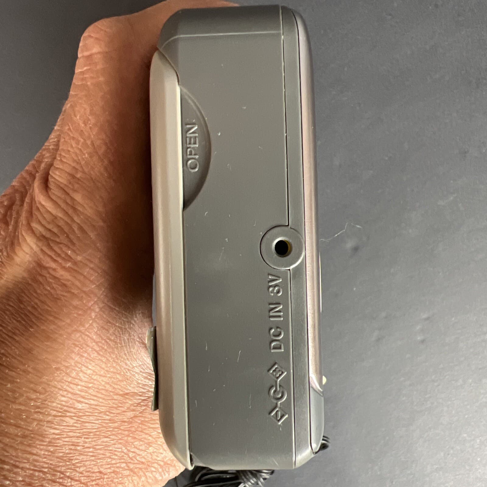 Sony Walkman WM-FX269 AM/FM Tape Radio Works Tape Does Not Headphones Work 4