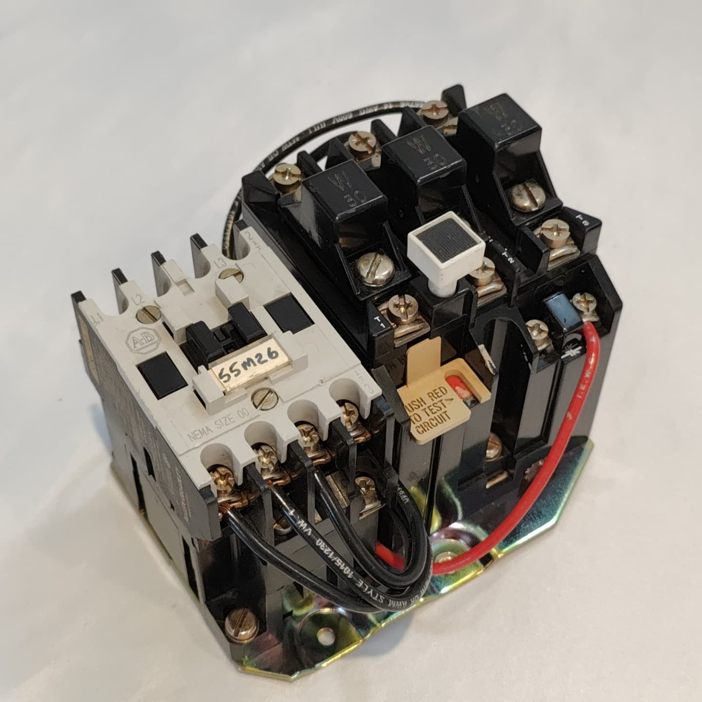 ALLEN BRADLEY 509-TOD FULL VOLTAGE STARTER SER.B 3PH 9A 600VAC 2HP  2