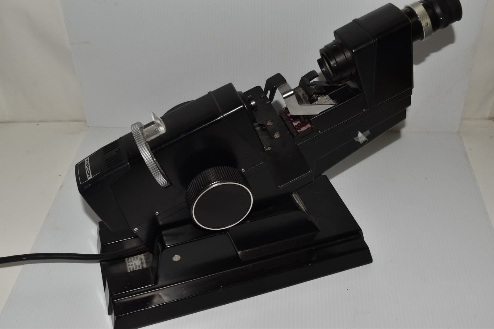 TOPCON LM-6E MANUAL LENSOMETER (AYK53) 5