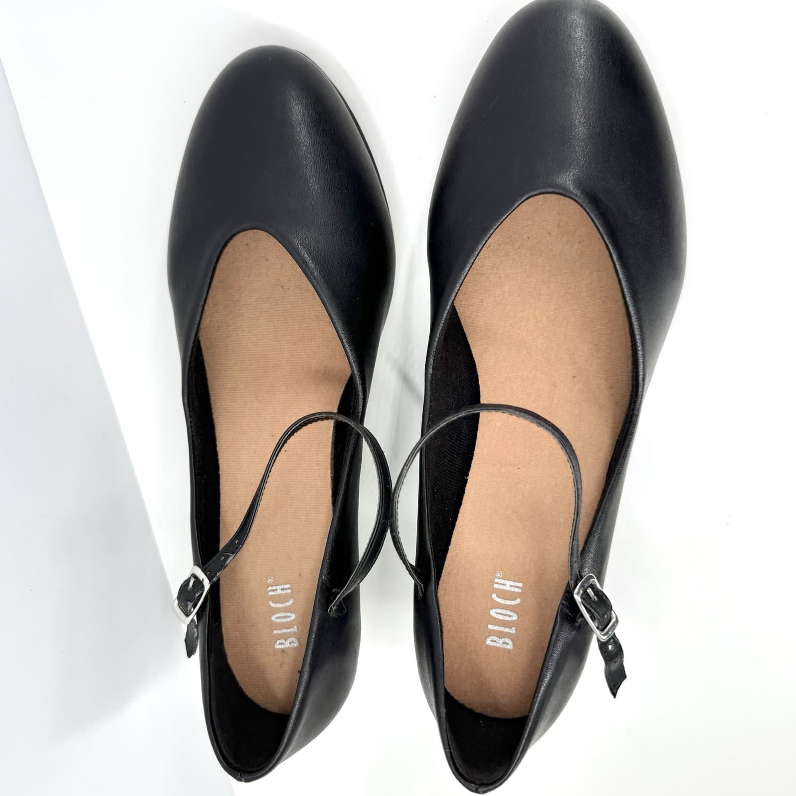 Women's BLOCH Leather Character Dance Cabaret Shoes Size: 10.5 W with a Strap 2