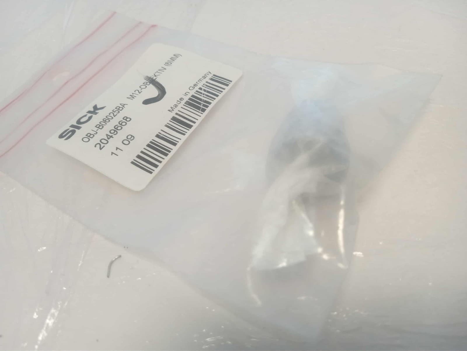 SICK 2049668 	 LENSES AND ACCESSORIES, OBJ-B060 Exchangeable lens, focal length 4