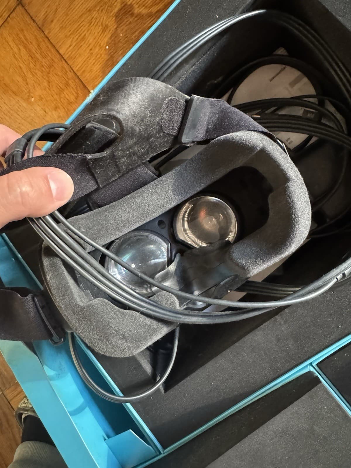 Htc Vive Original Vr Kit Virtual Reality Leap Motion Gen 1 Included Sold As Is 6