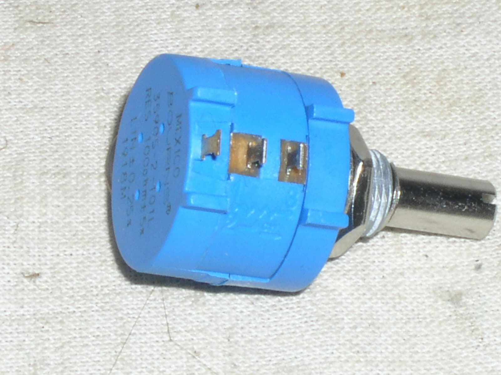 3590S-2-101L PRECISION 100 OHM 10 T TURN 2 W WATT WIREWOUND LINEAR POTENTIOMETER 3