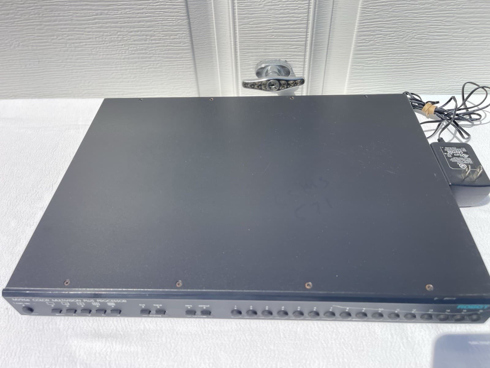 Robot MV96E Multivision Pro 16-Camera TRU Color Duplex MultipLexer 5