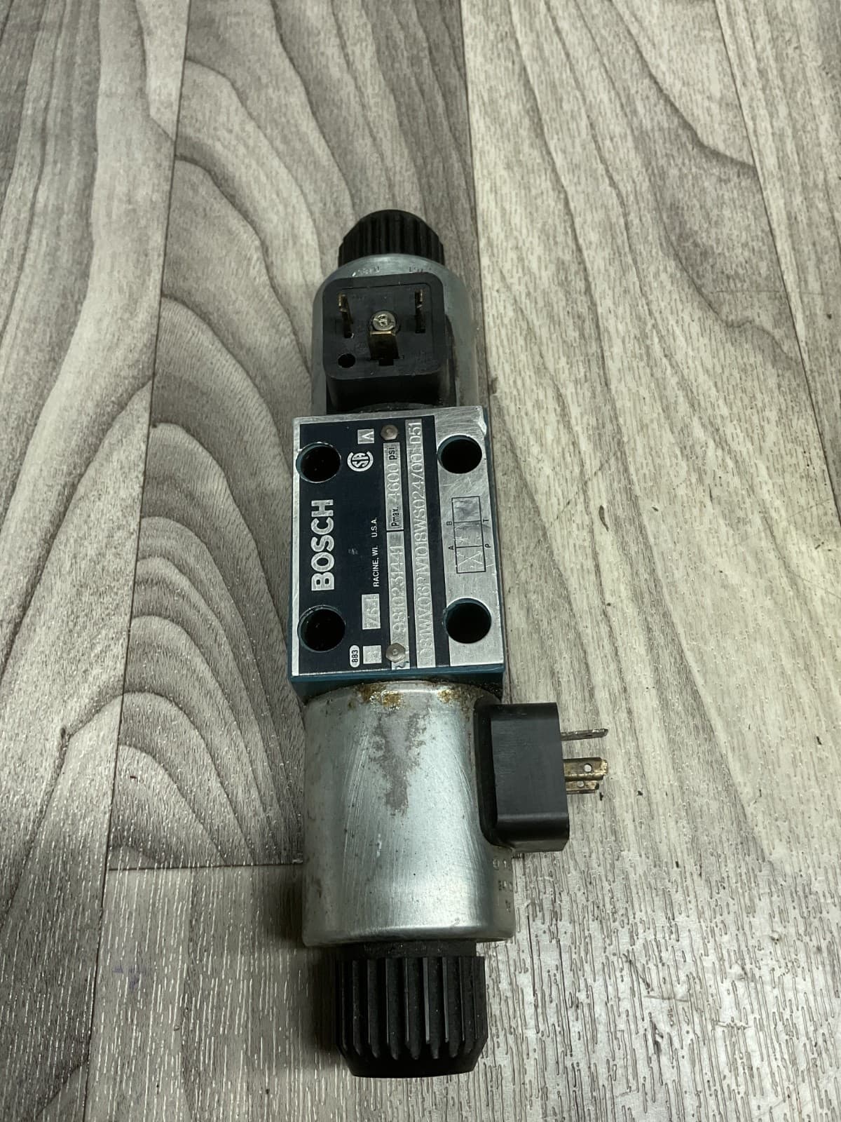 BOSCH Valve 9810231441, 4600PSI,   *Free Shipping*   #4018C98PR4 3