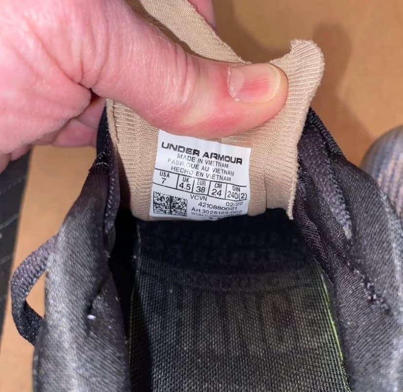 Under Armour Blur Smoke MC Women's Cleats Black Size 7 New 6