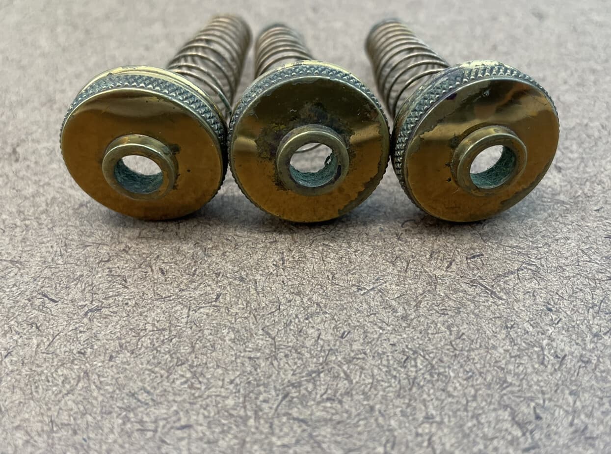 Early Geo M Bundy Cornet Bottom Caps 3
